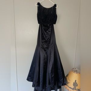 Sherri Hill Prom Dress